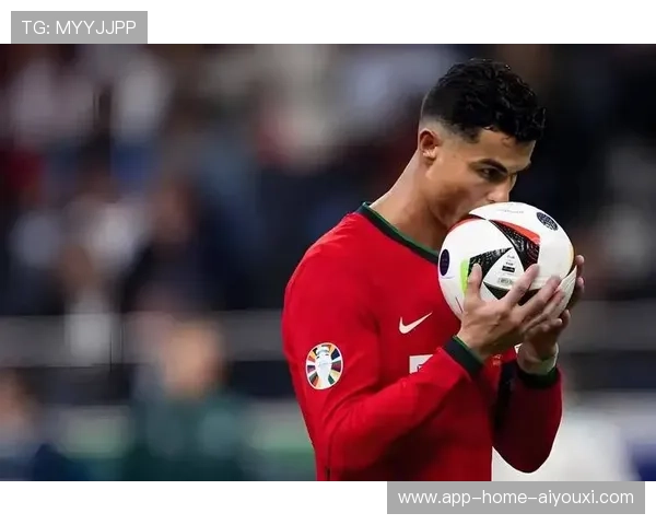 世界杯被曝伤情加重,C罗或被迫临时引援