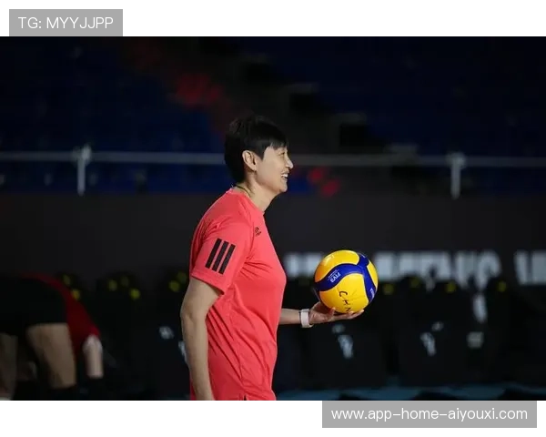 上海女排在对抗训练中展现出较强后排覆盖能力