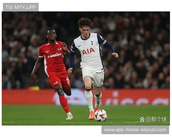 热刺官方确认签下利兹联小将，转会费为1200万英镑