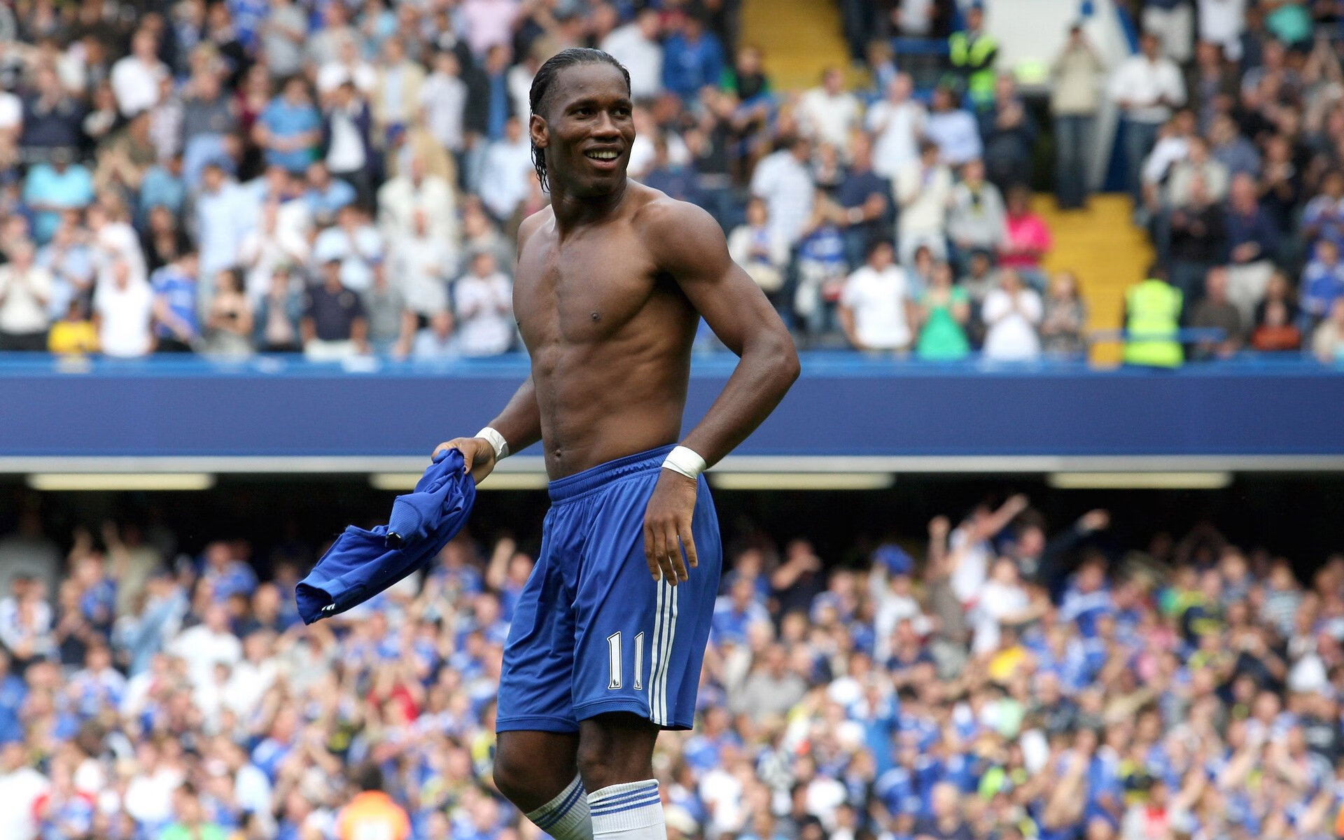 欧冠半决赛：米兰双雄首回合对决 国米两球完胜占足先机